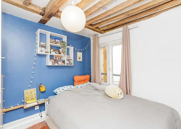 And Bright 40 M For 2 Near Belleville * Paris