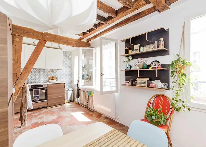 Apartment And Bright 40 M For 2 Near Belleville
